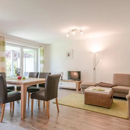 Appartement Strandhaeuser Lindenstrasse Ostseeschwaermerei *