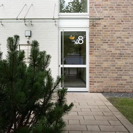 Strandhaeuser Lindenstrasse Ostseeschwaermerei * Kellenhusen